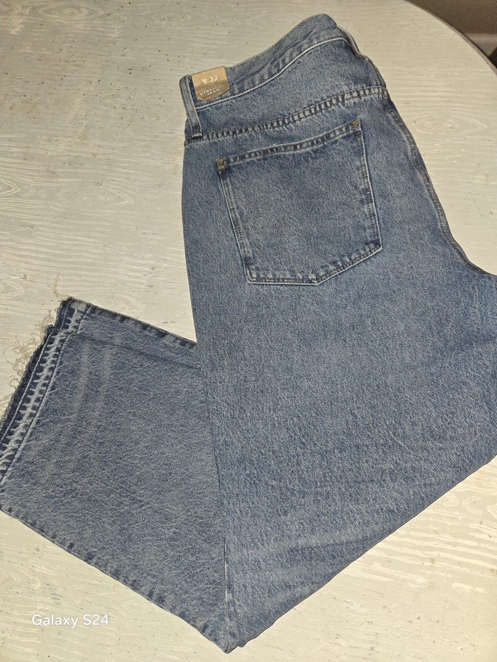 Classic Straight Leg Jeans Womens Sz 32 New